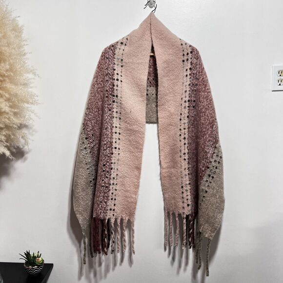 LULU’S Oversized Fluffy Cozy Blanket Scarf in Dusty Pink Multi One Size NWT - Picture 3 of 7